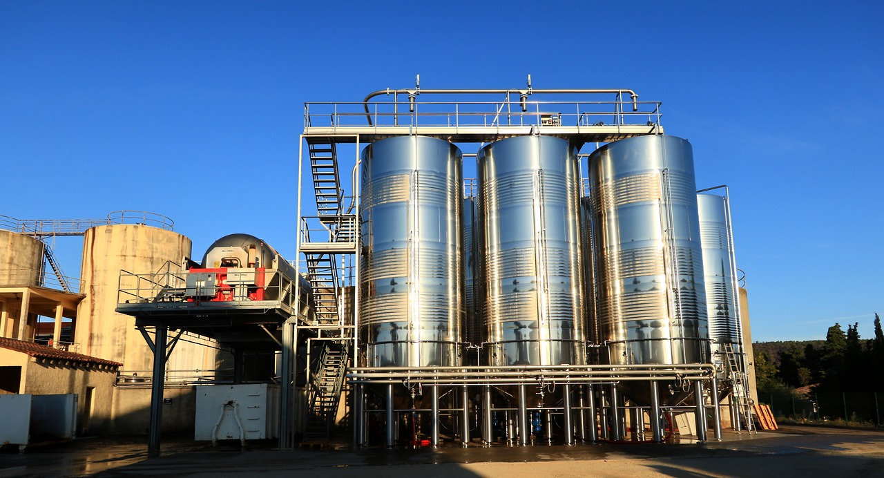 building, tanks, wine, stainless steel, cooperative, food, transformation, work, winegrowers